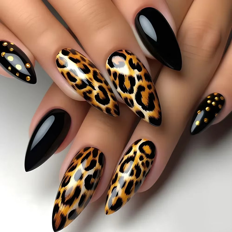 24Pcs Short Almond Press on Nails French Tips Press on Nails False Nails Simple Rose Full Cover Wearable Fake Nail Tips Art