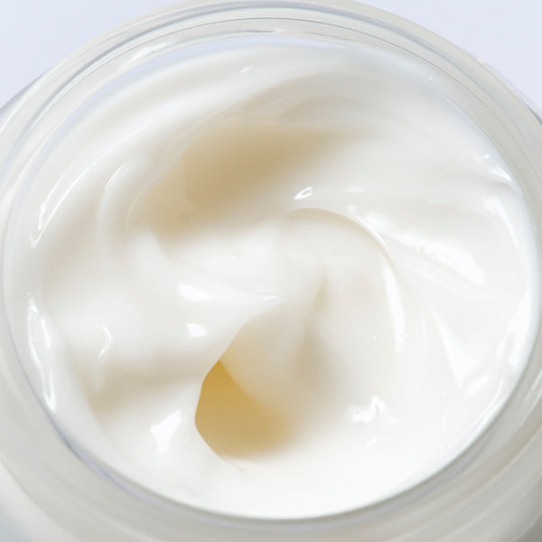 CRÈME NOURRISSANTE AUX BIENFAITS anti-âge