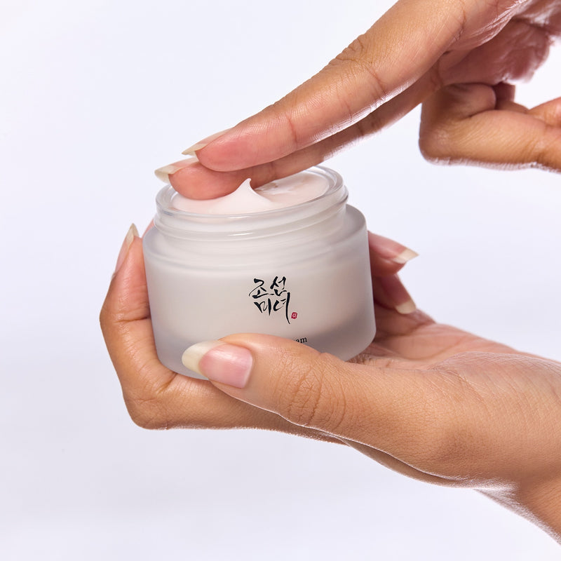 CRÈME NOURRISSANTE AUX BIENFAITS anti-âge