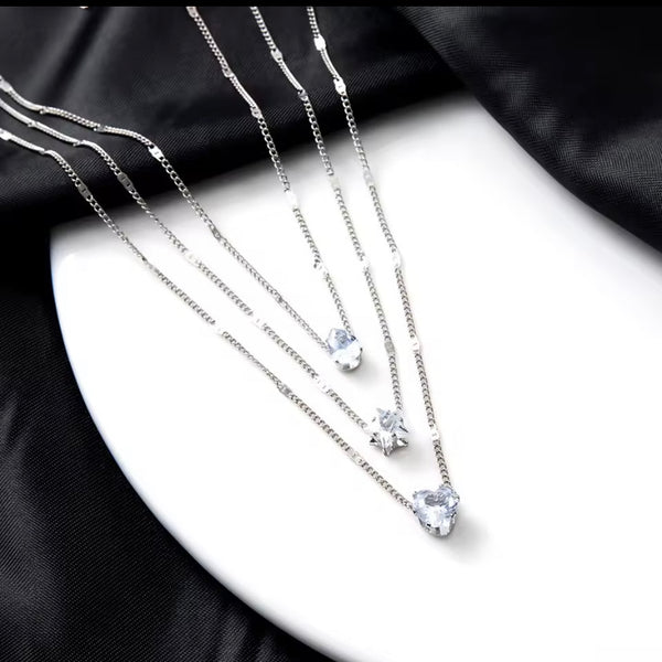 COLLIER TRIPLE RANGS – PENDENTIFS CRISTAUX BRILLANTS